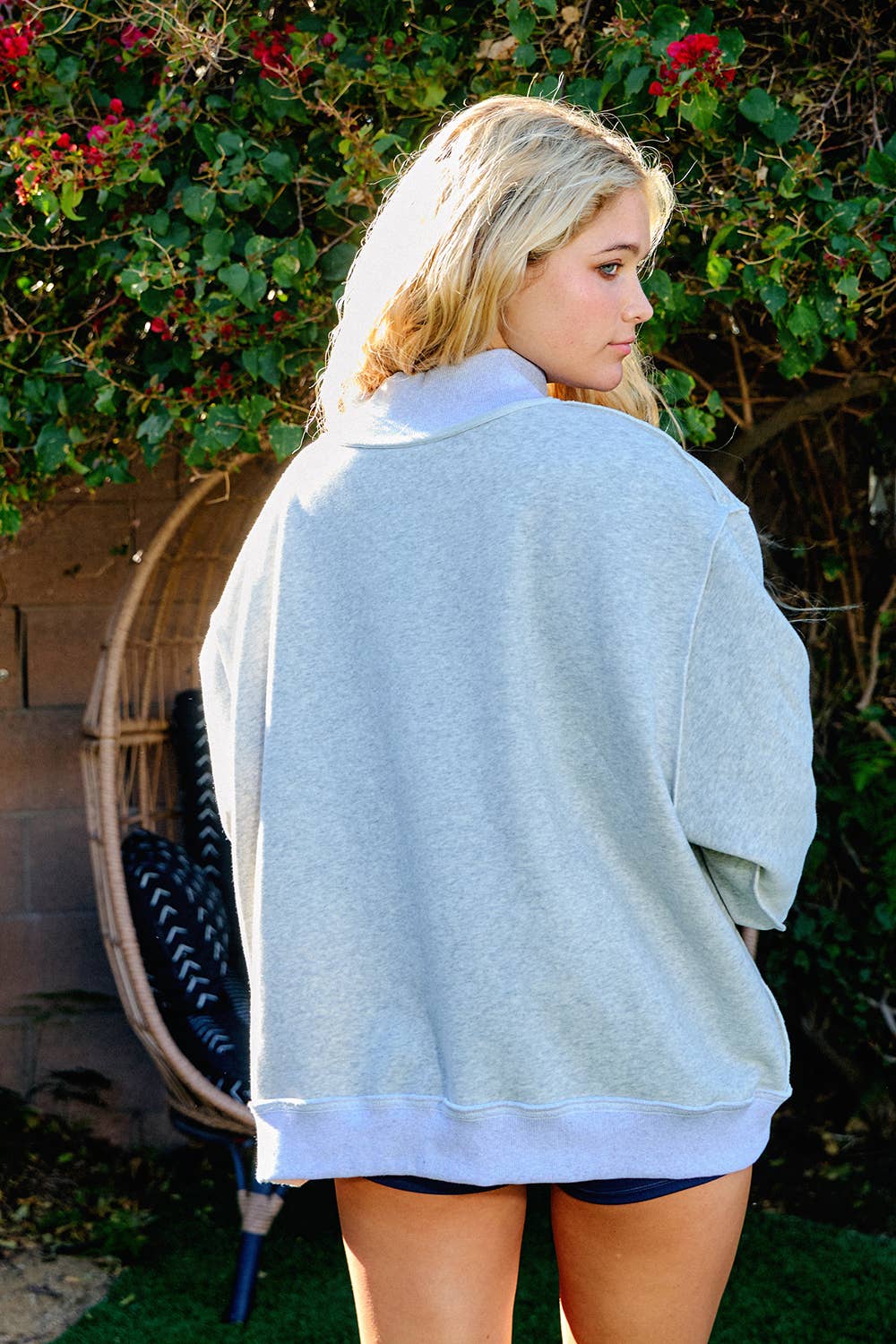 BUCKETLIST | PILATES & YOGA Print Reversible Mockneck Sweatshirt
