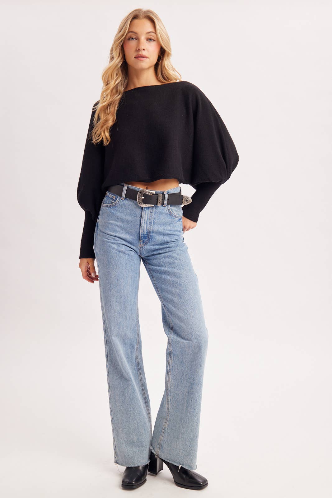 Bluivy | Cropped Boat Neck Balloon Sleeved Knit Sweater