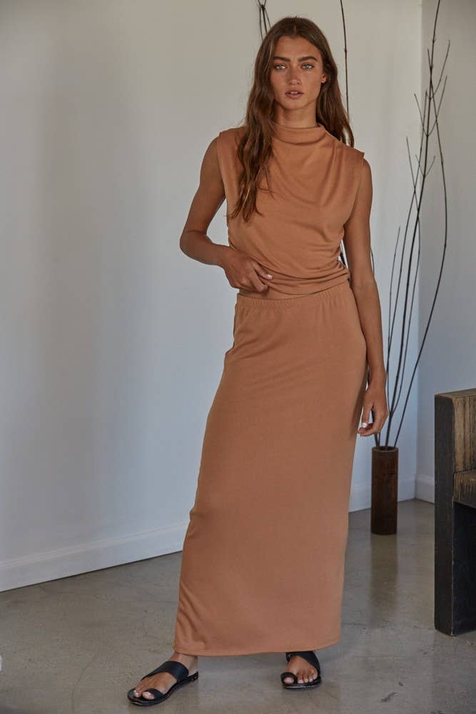 By Together | Knit Jersey Ruched Side Detail Mock Neck Top
