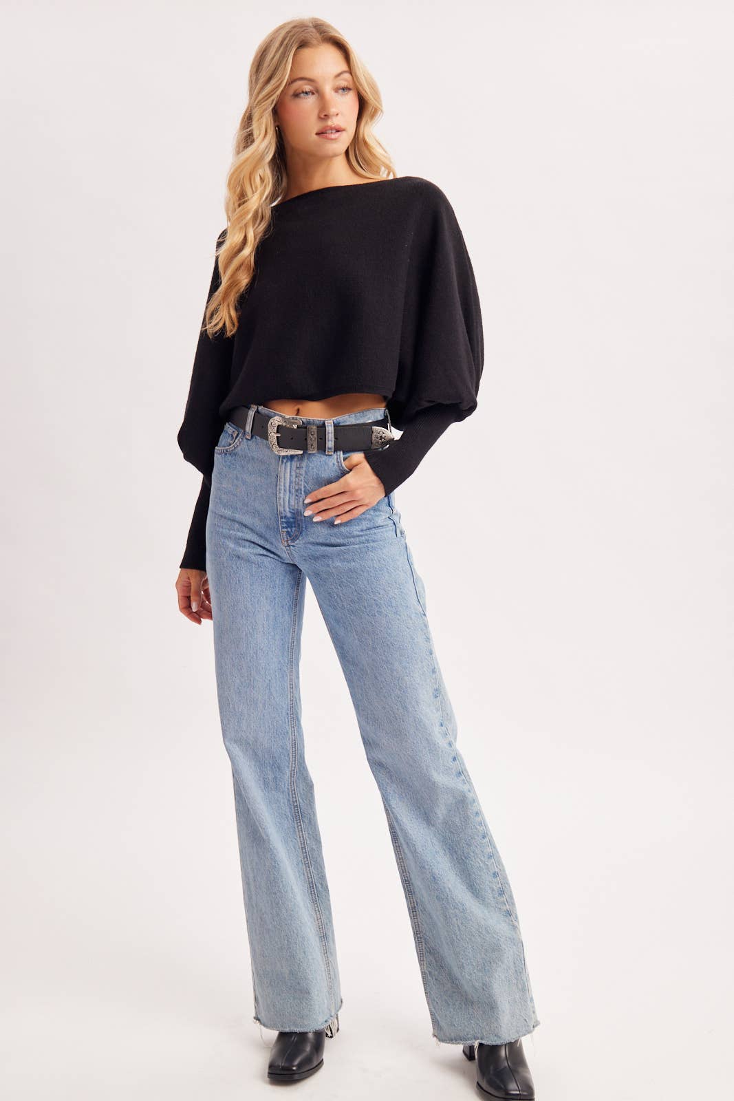 Bluivy | Cropped Boat Neck Balloon Sleeved Knit Sweater