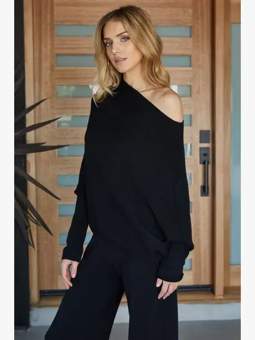 MILIO MILANO | ASYMMETRICAL SWEATER