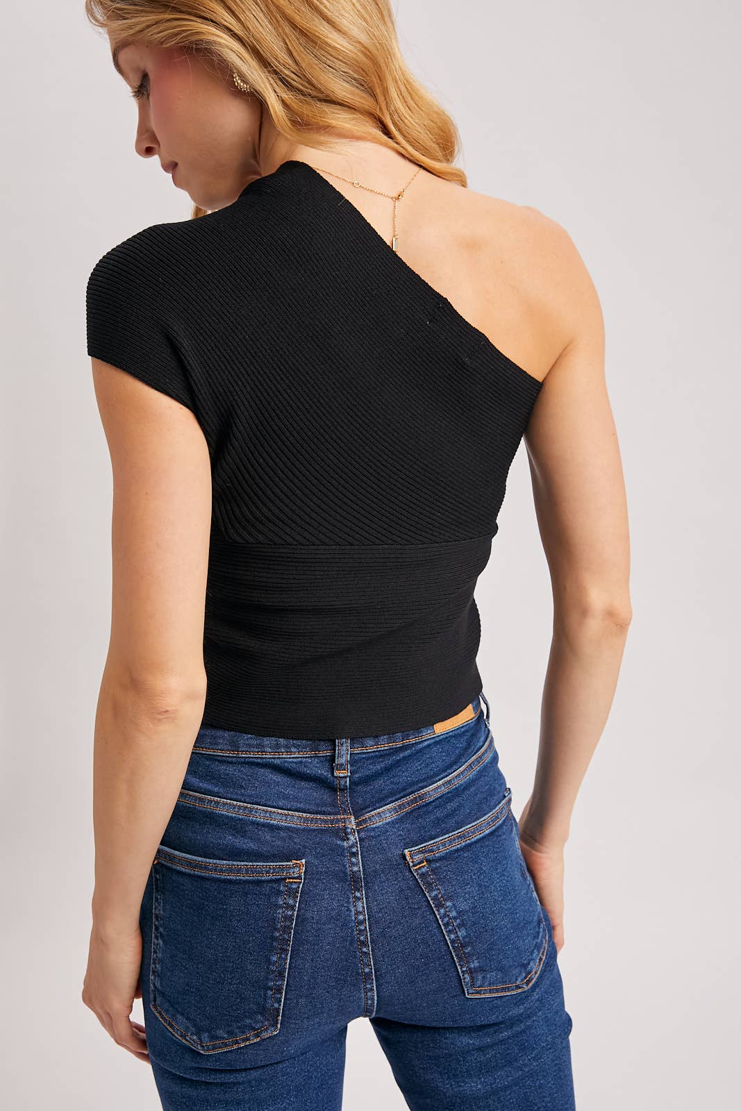 Bluivy | Asymmetrical Knit Top