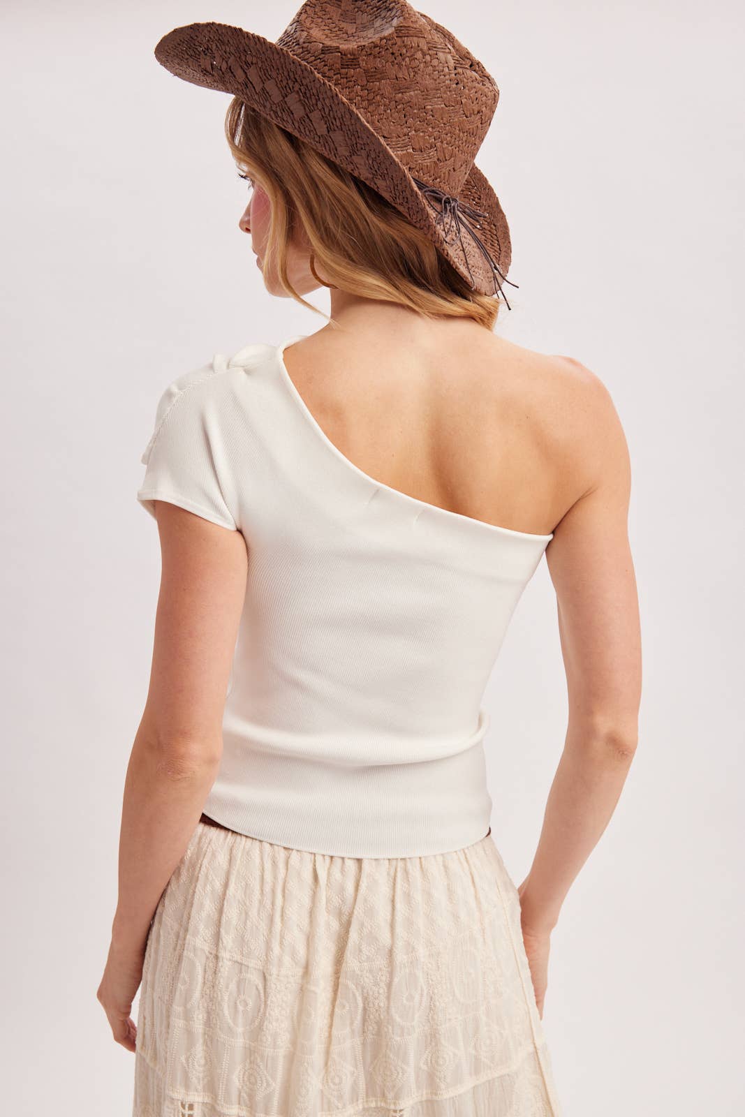 Bluivy | Draped Kint Asymmetric One Shoulder Knit Top